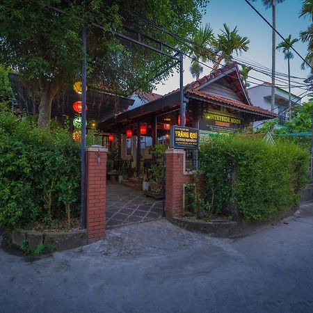 Countryside Moon Homestay Хойан Экстерьер фото