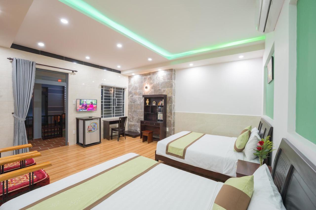 Countryside Moon Homestay Хойан Экстерьер фото