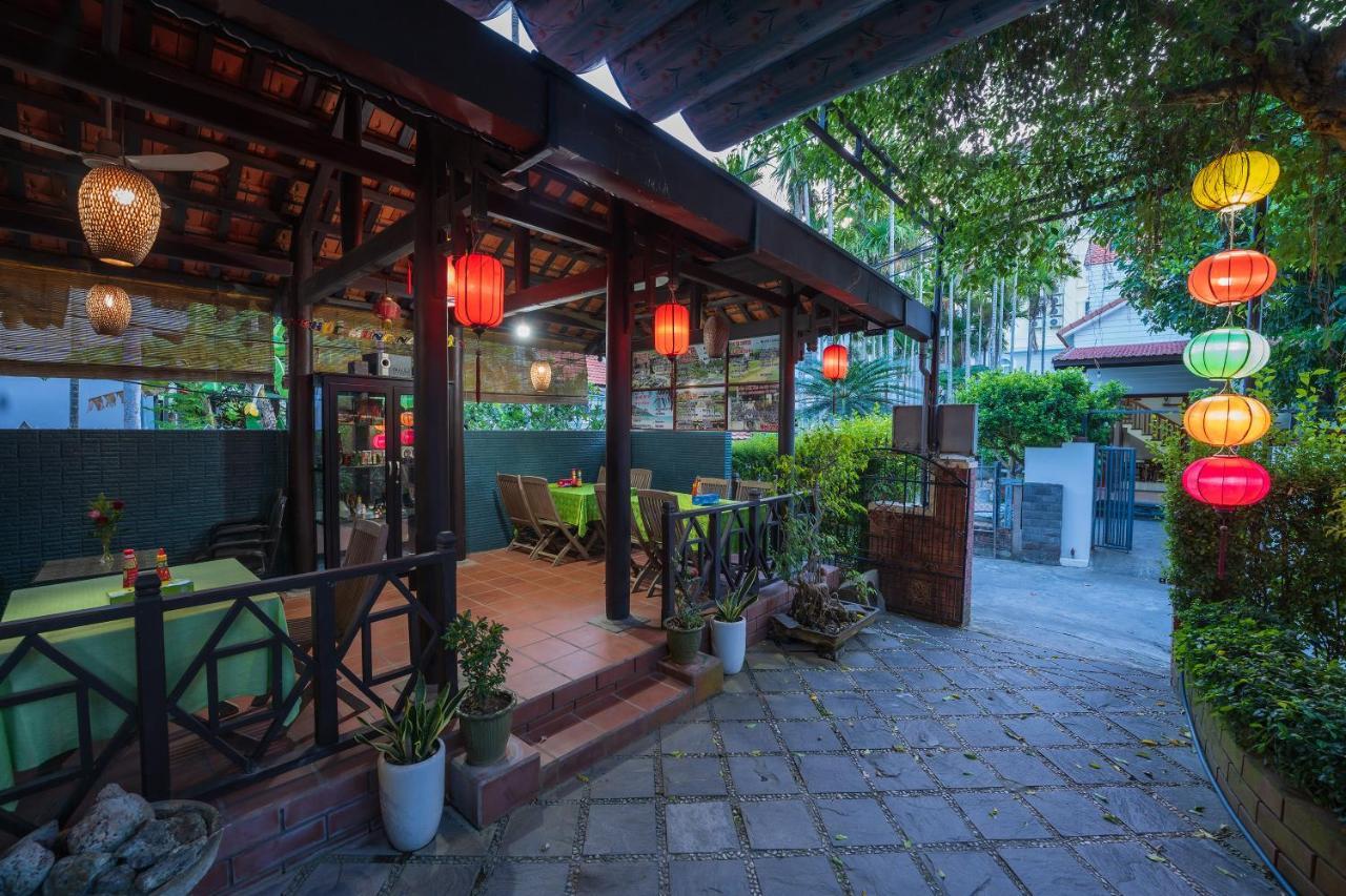 Countryside Moon Homestay Хойан Экстерьер фото