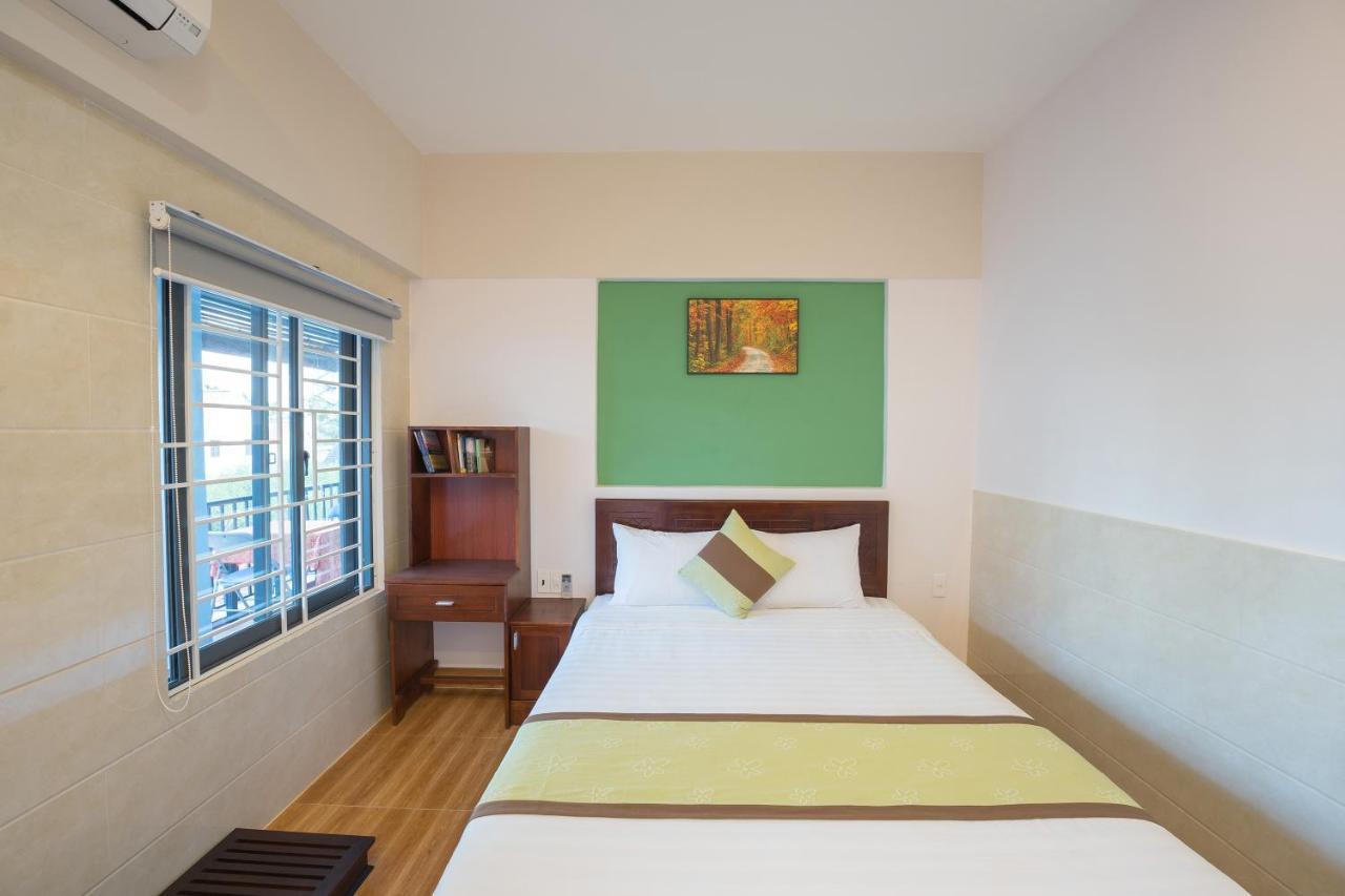 Countryside Moon Homestay Хойан Экстерьер фото