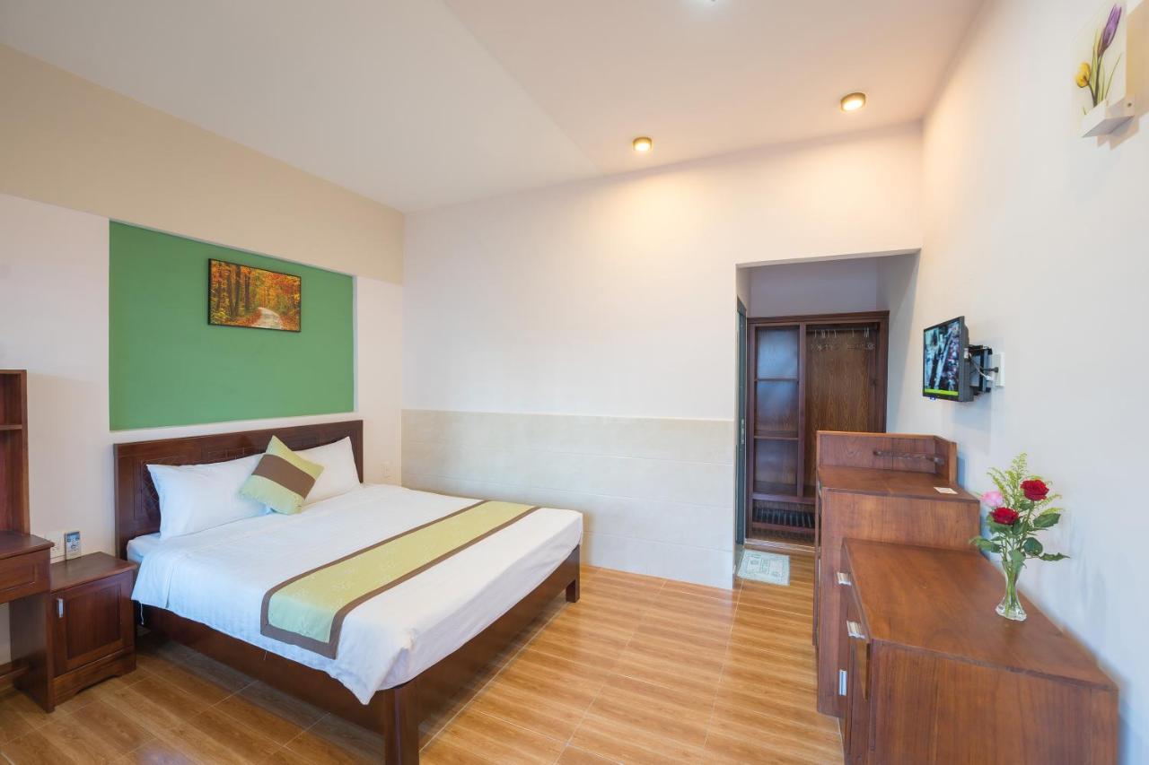 Countryside Moon Homestay Хойан Экстерьер фото