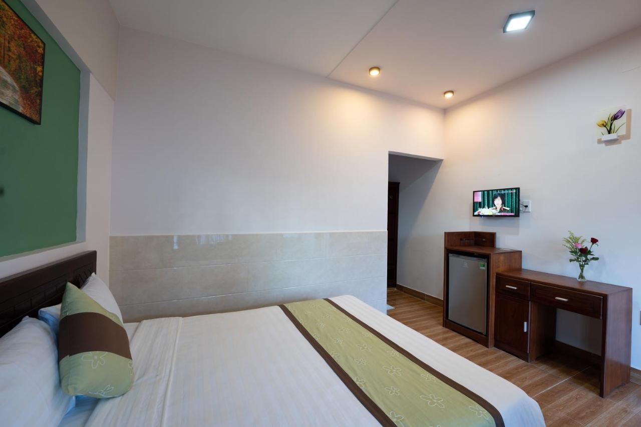 Countryside Moon Homestay Хойан Экстерьер фото