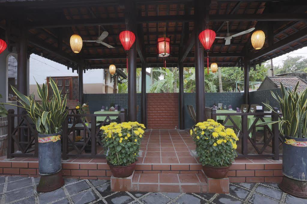 Countryside Moon Homestay Хойан Экстерьер фото