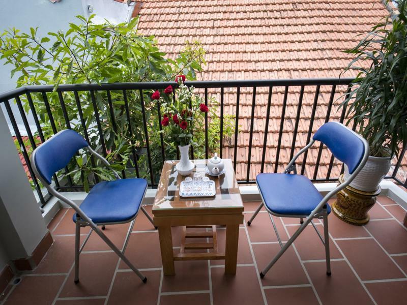 Countryside Moon Homestay Хойан Экстерьер фото